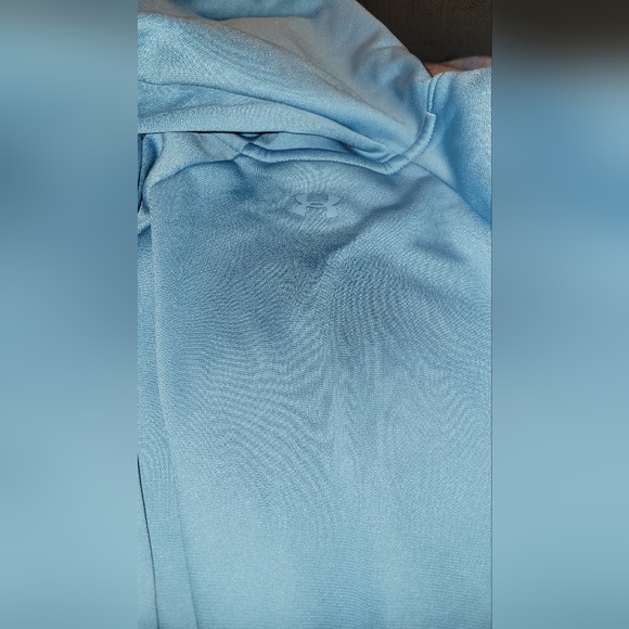Women's Under Armour hoodie size small.NWOT Baby blue and white - Picture 2 of 5